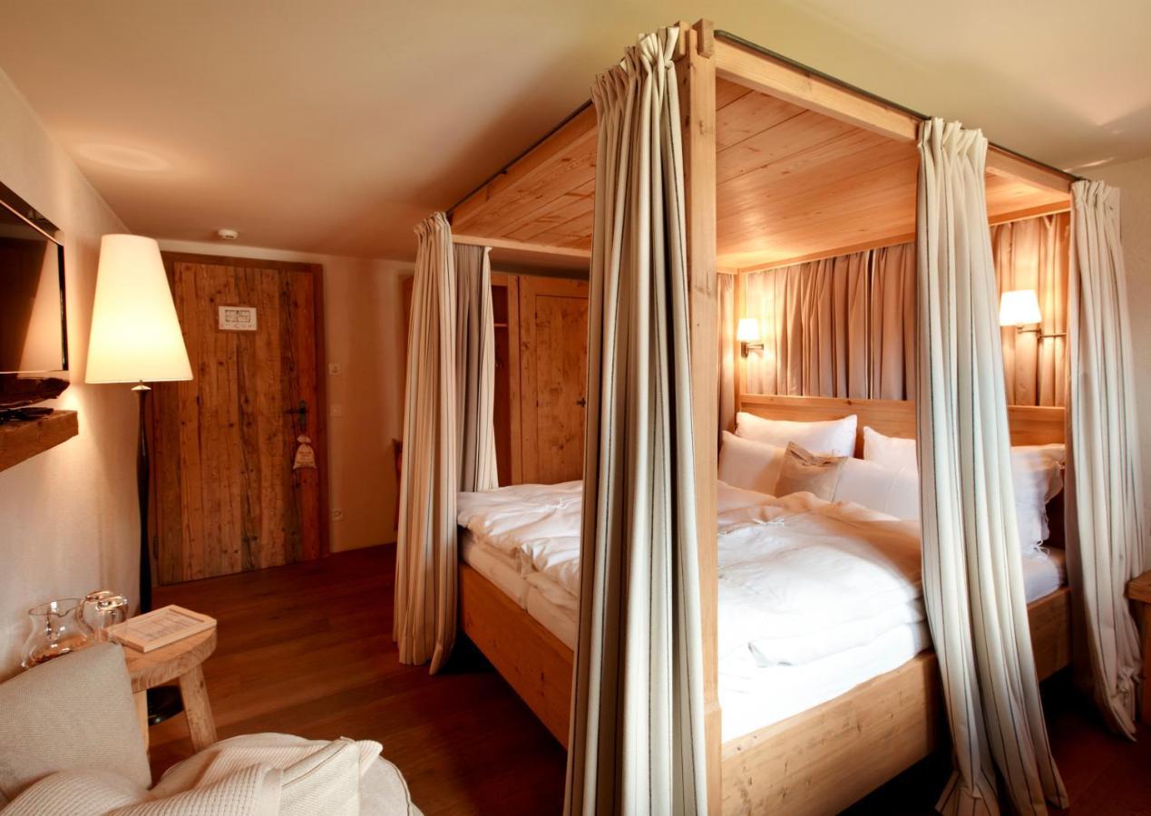 Maiensaesshotel Guarda Val Ленцергайде Екстер'єр фото