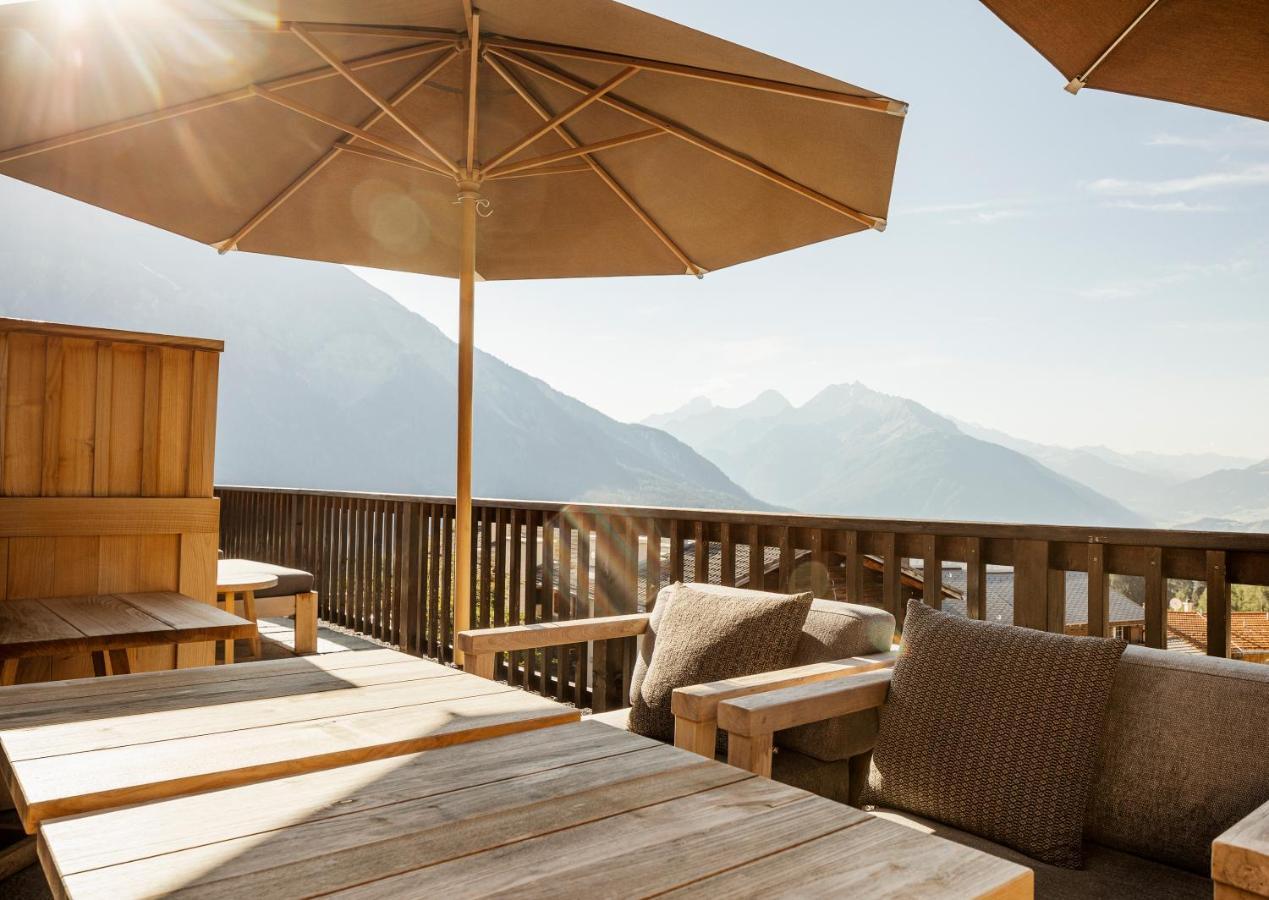 Maiensaesshotel Guarda Val Ленцергайде Екстер'єр фото