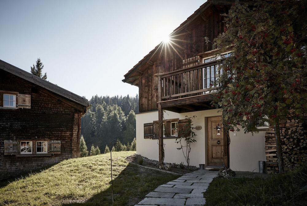 Maiensaesshotel Guarda Val Ленцергайде Екстер'єр фото